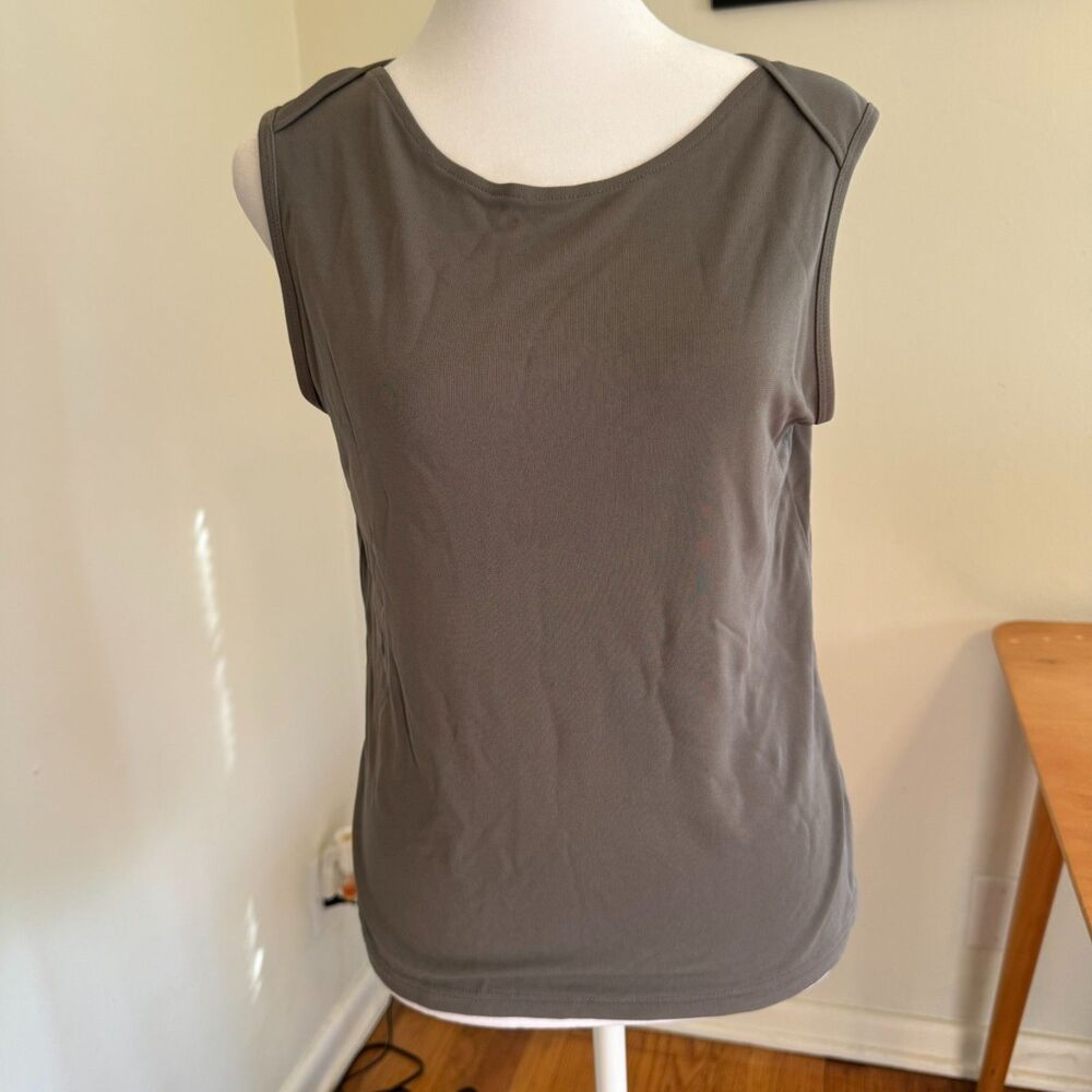 GAP Women's Khaki Gray Sleeveless Shell Blouse Size Medium